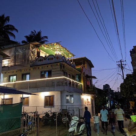 Awaara Backpackers Hostel, Алибаг Екстериор снимка