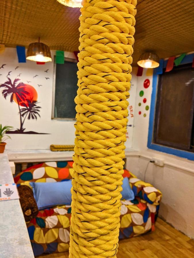 Awaara Backpackers Hostel, Алибаг Екстериор снимка