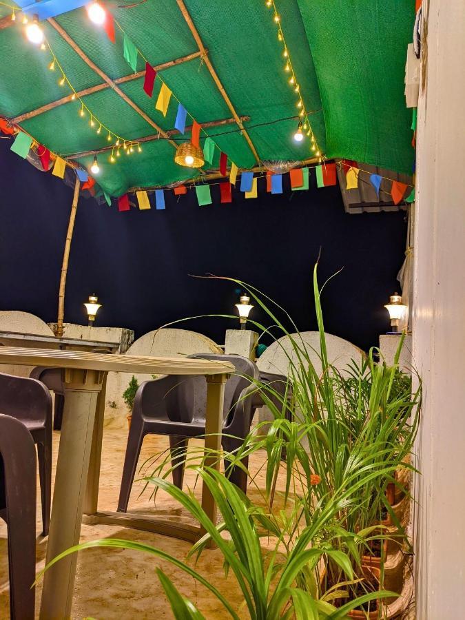 Awaara Backpackers Hostel, Алибаг Екстериор снимка